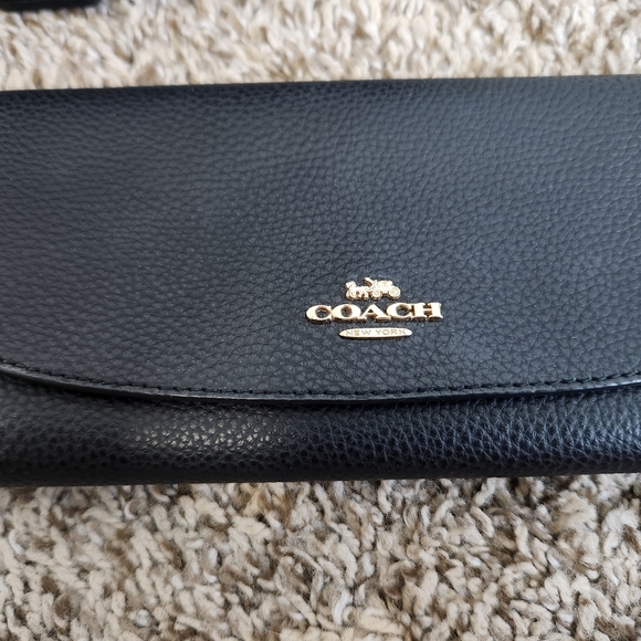 Coach backpack and matching wallet - Picture 11 of 16